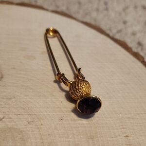 Gold Tone Thistle Purple Rhinestone Kilt Pin